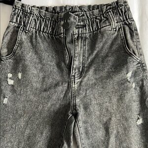 Distressed Gray Women's Jeans